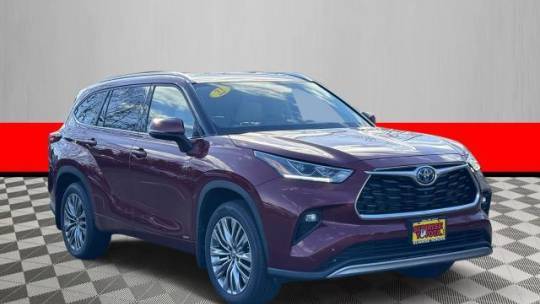 2022 Toyota Highlander Hybrid Platinum — SUV — 24,567 mi — Oakdale, NY