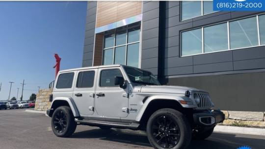 2024 Jeep Wrangler Sahara — SUV — 4,345 mi — Platte City, MO