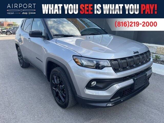 2022 Jeep Compass Altitude — SUV — 27,989 mi — Platte City, MO