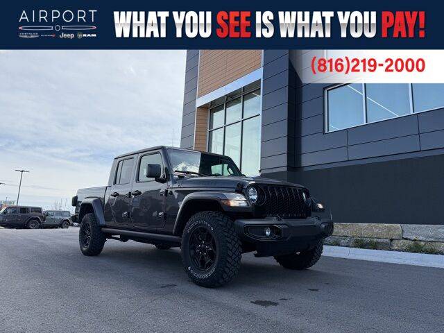 2022 Jeep Gladiator Willys — Pickup Truck — 40,542 mi — Platte City, MO