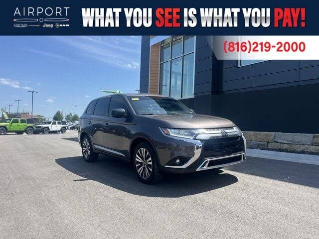 2020 Mitsubishi Outlander ES — SUV — 50,798 mi — Platte City, MO