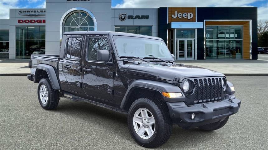 2020 Jeep Gladiator Sport S — Pickup Truck — 70,524 mi — Lowell, MI