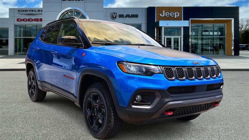 2023 Jeep Compass Trailhawk — SUV — 13,494 mi — Lowell, MI