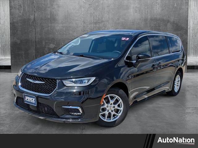 2023 Chrysler Pacifica Touring L — Minivan — 54,788 mi — Houston, TX