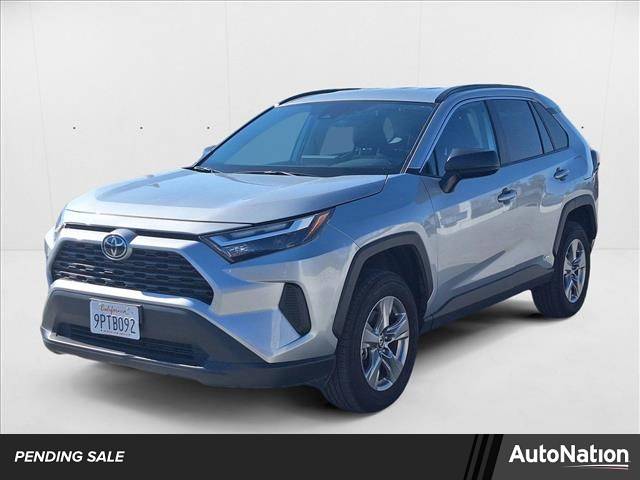 2025 Toyota RAV4 Hybrid LE — SUV — 14,111 mi — Cerritos, CA
