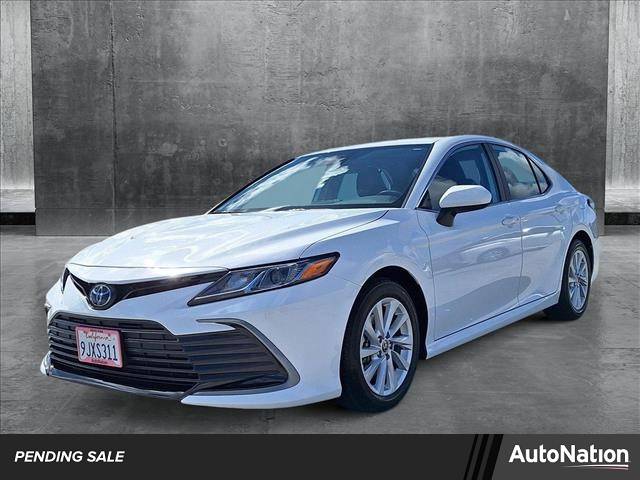 2024 Toyota Camry LE — Sedan — 15,426 mi — Cerritos, CA