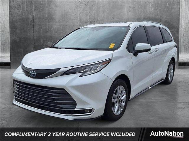 2024 Toyota Sienna Limited — Minivan — 17,278 mi — Cerritos, CA
