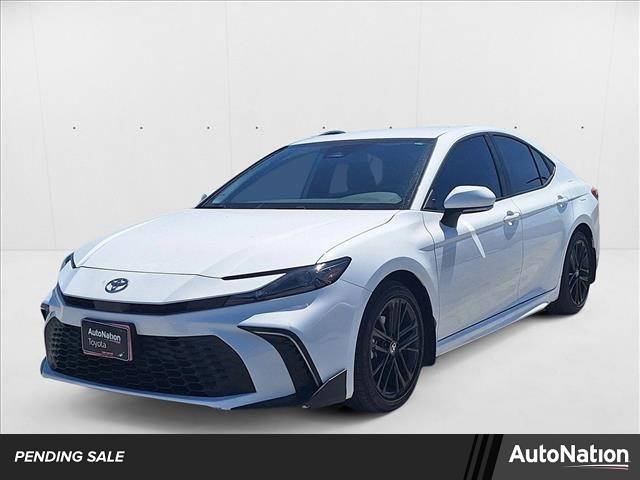 2025 Toyota Camry Hybrid SE — Sedan — 9,505 mi — Cerritos, CA