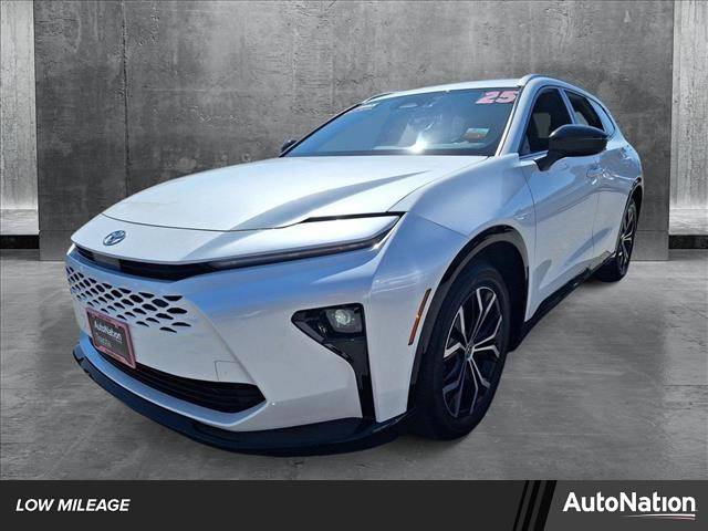 2025 Toyota Crown Signia XLE — SUV — 3,806 mi — Cerritos, CA
