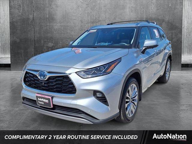 2024 Toyota Highlander Hybrid Platinum — SUV — 22,279 mi — Cerritos, CA