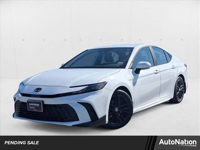 2025 Toyota Camry Hybrid SE — Sedan — 8,524 mi — Cerritos, CA