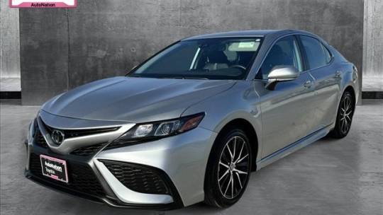 2024 Toyota Camry SE — Sedan — 15,527 mi — Cerritos, CA