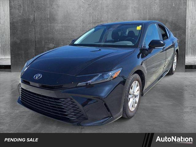 2025 Toyota Camry LE — Sedan — 26,607 mi — Cerritos, CA