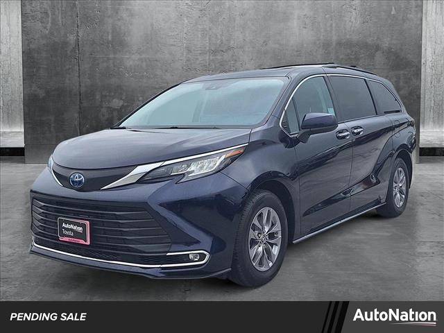 2023 Toyota Sienna XLE — Minivan — 56,963 mi — Cerritos, CA