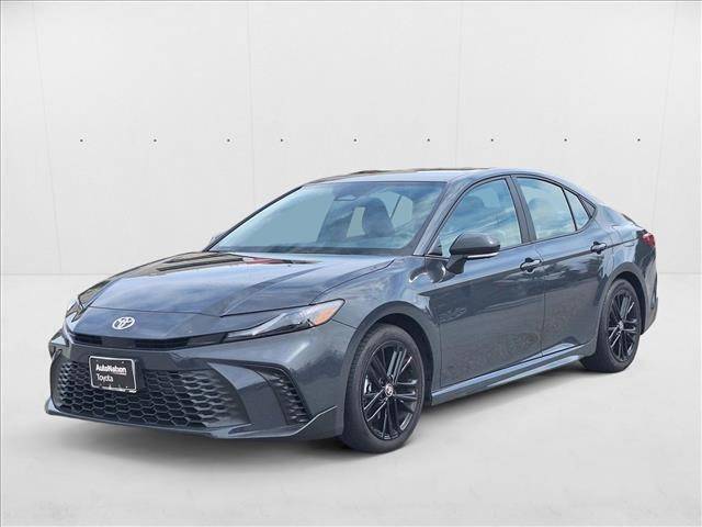 2025 Toyota Camry Hybrid SE — Sedan — 18,042 mi — Cerritos, CA