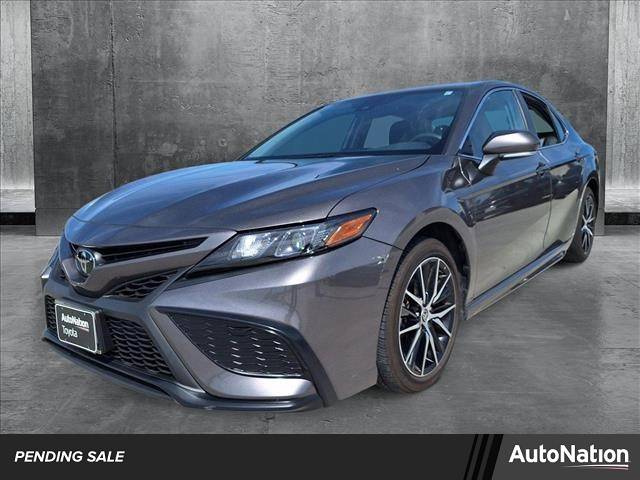 2022 Toyota Camry SE — Sedan — 13,820 mi — Cerritos, CA