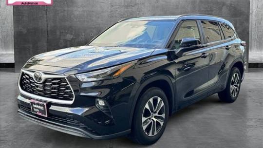 2024 Toyota Highlander XLE — SUV — 8,875 mi — Cerritos, CA