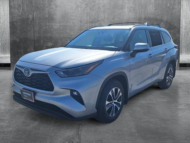 2023 Toyota Highlander Hybrid XLE — SUV — 18,969 mi — Cerritos, CA
