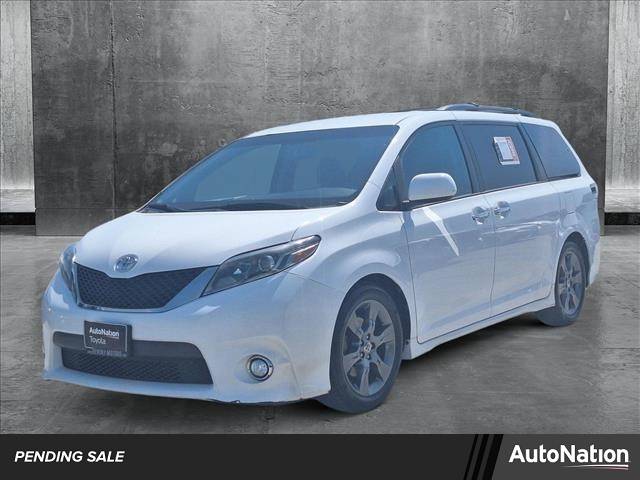 2016 Toyota Sienna SE — Minivan — 68,932 mi — Cerritos, CA
