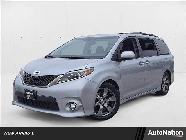 2017 Toyota Sienna SE Premium — Minivan — 131,689 mi — Cerritos, CA
