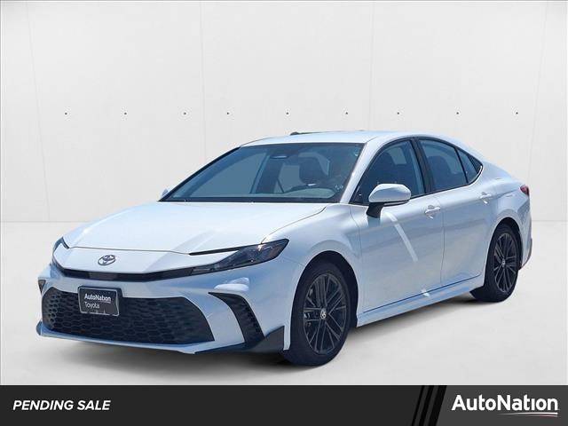 2025 Toyota Camry Hybrid SE — Sedan — 16,473 mi — Cerritos, CA
