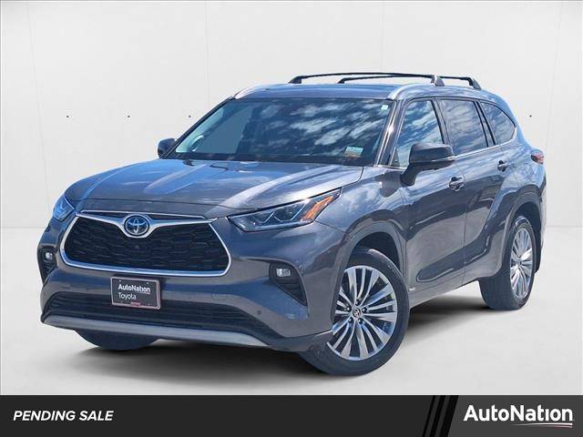 2023 Toyota Highlander Hybrid Platinum — SUV — 31,648 mi — Cerritos, CA