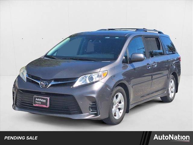 2020 Toyota Sienna LE — Minivan — 157,982 mi — Cerritos, CA