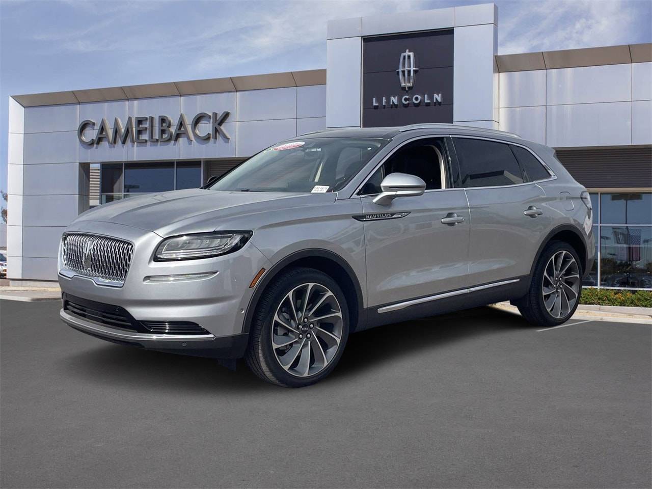 2022 Lincoln Nautilus Reserve — SUV — 2,307 mi — Phoenix, AZ