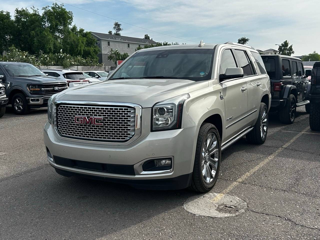 2015 GMC Yukon Denali — SUV — 139,818 mi — Phoenix, AZ