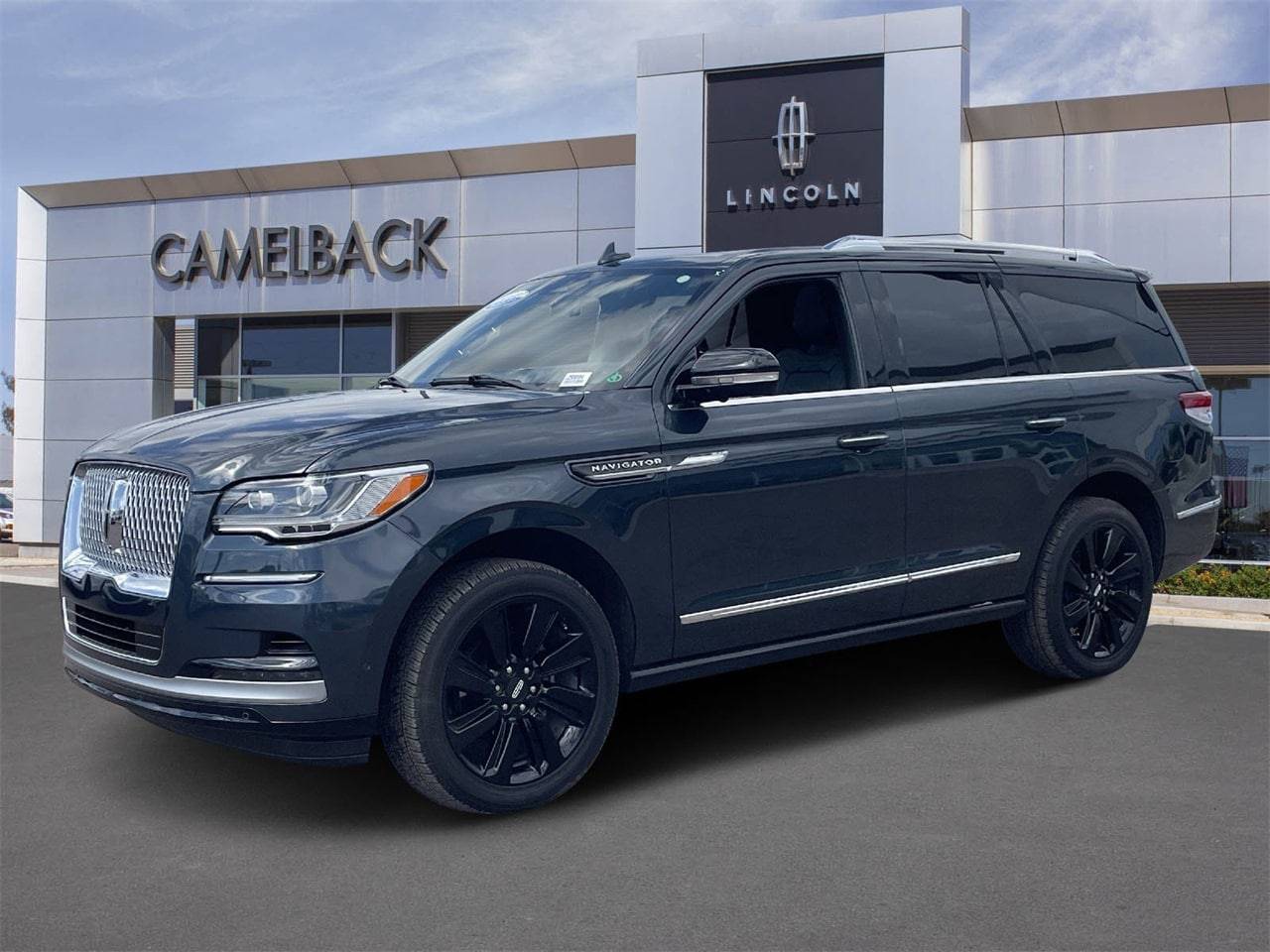 2024 Lincoln Navigator Reserve — SUV — 2,779 mi — Phoenix, AZ