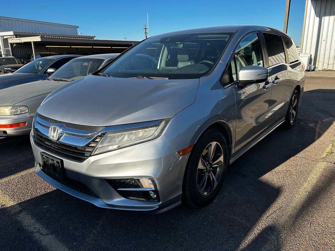 2018 Honda Odyssey Touring — Minivan — 48,069 mi — Phoenix, AZ