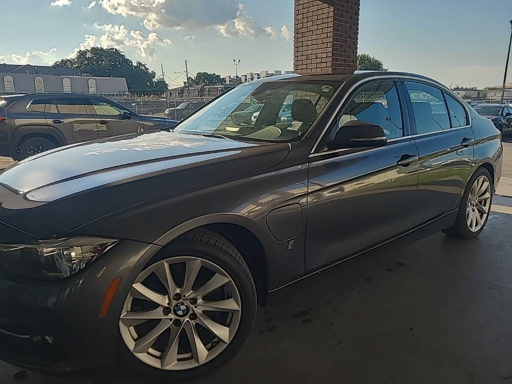 2017 BMW 3 Series 330e — Sedan — 84,916 mi — Metairie, LA