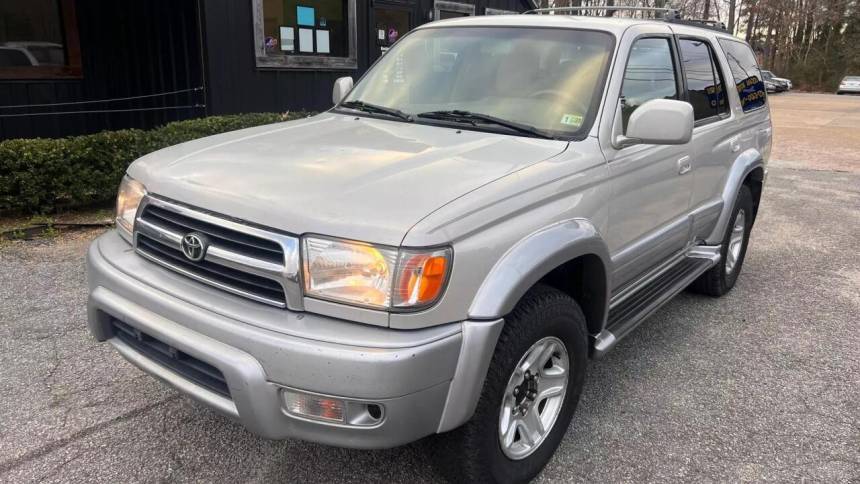 Toyota car for sale under $10 000