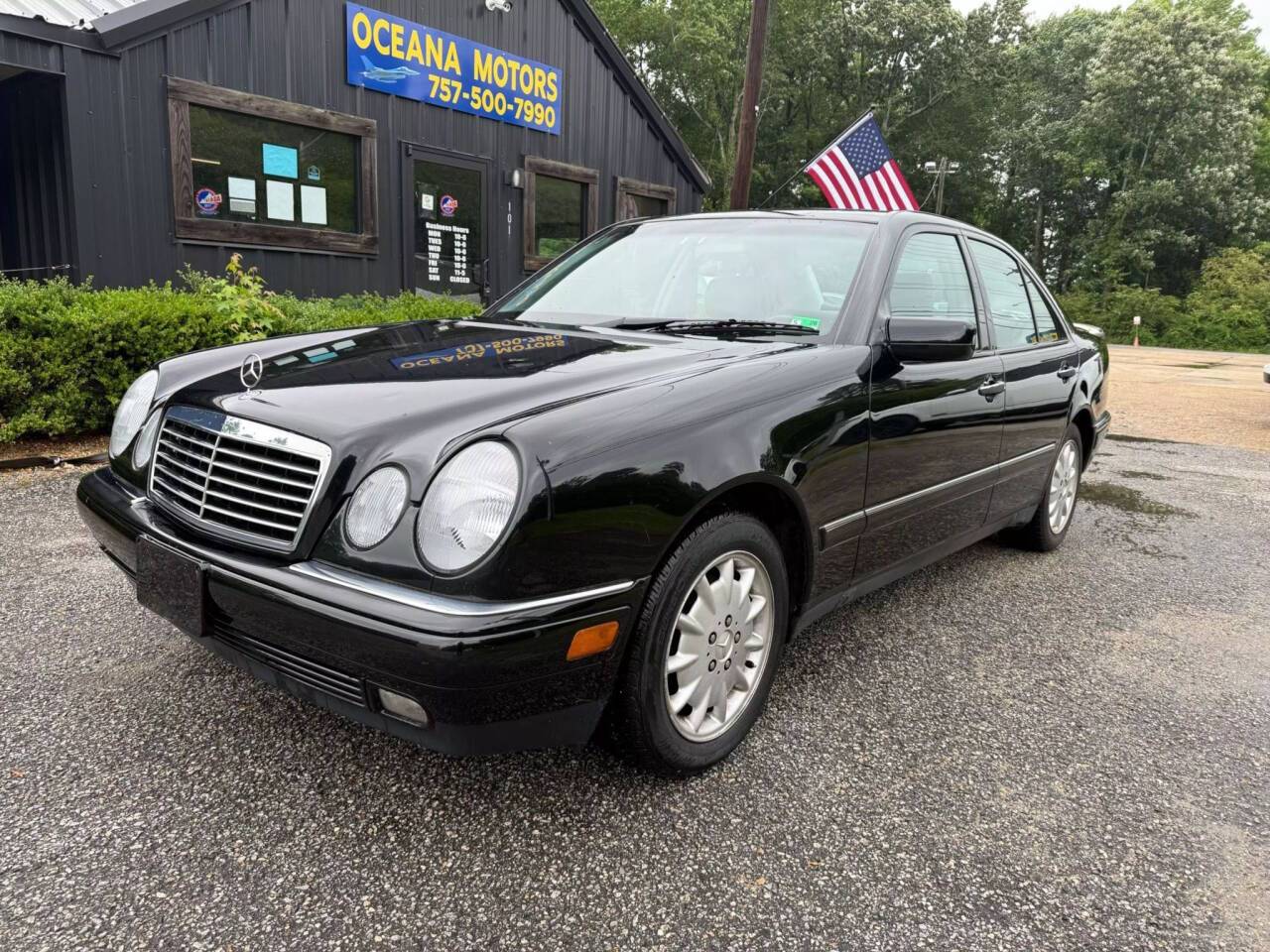 1999 Mercedes-Benz E-Class E 320 — Sedan — 128,928 mi — Virginia Beach, VA