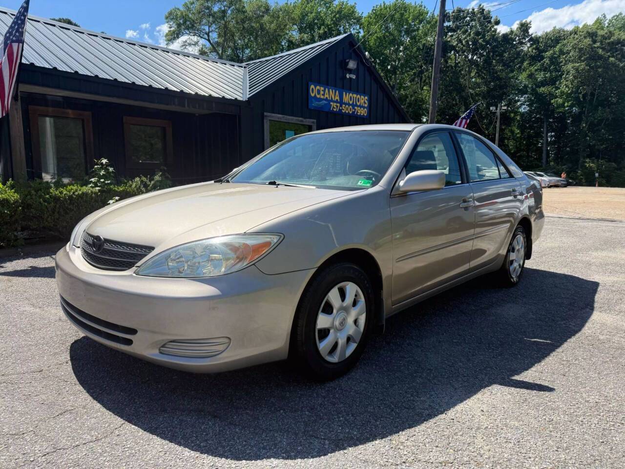 2003 Toyota Camry LE — Sedan — 114,496 mi — Virginia Beach, VA