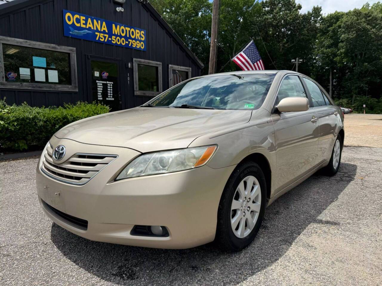 2007 Toyota Camry LE V6 — Sedan — 75,349 mi — Virginia Beach, VA