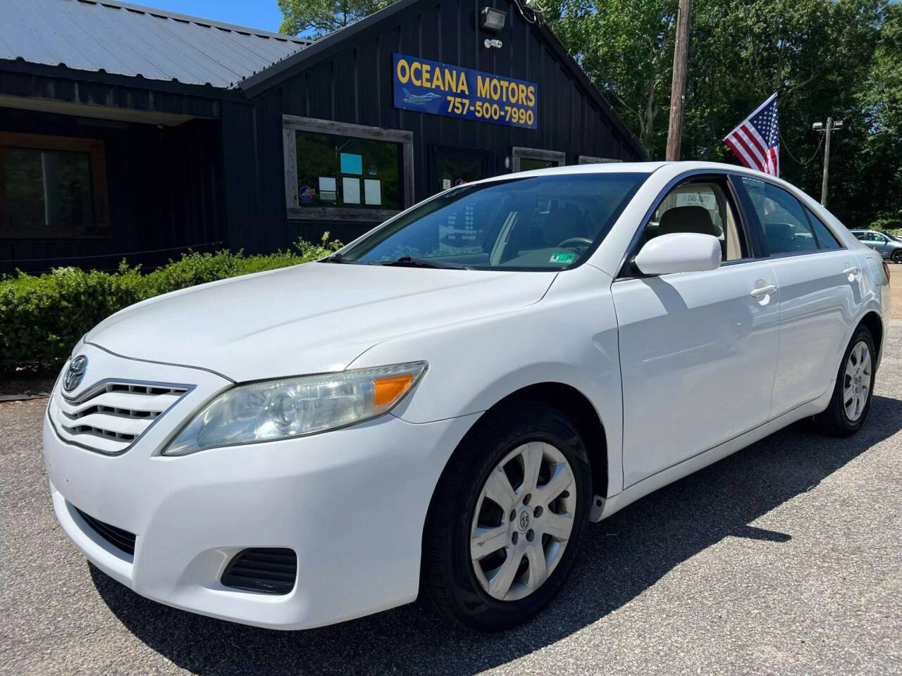 2010 Toyota Camry LE — Sedan — 91,554 mi — Virginia Beach, VA