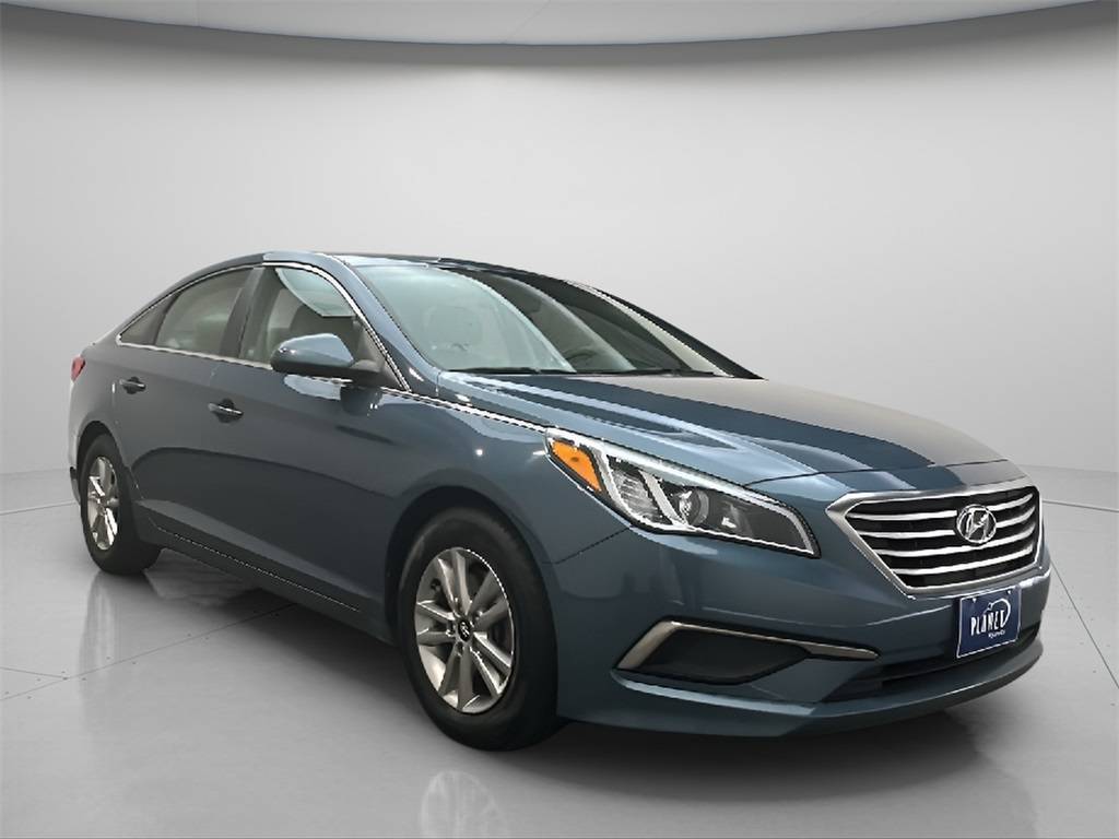 2016 Hyundai Sonata SE — Sedan — 93,260 mi — Golden, CO