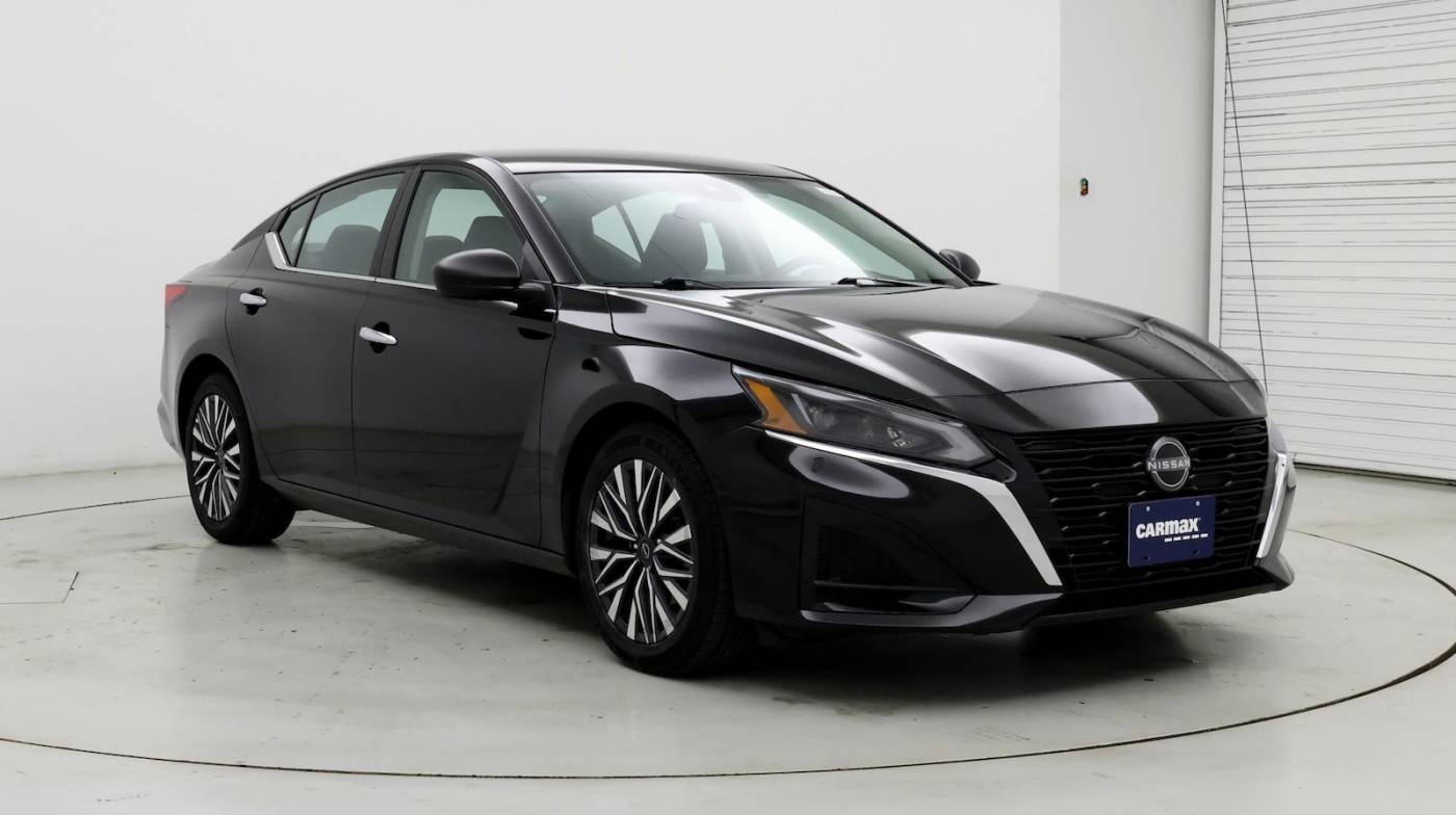 2024 Nissan Altima SV — Sedan — 23,196 mi — Waterbury, CT