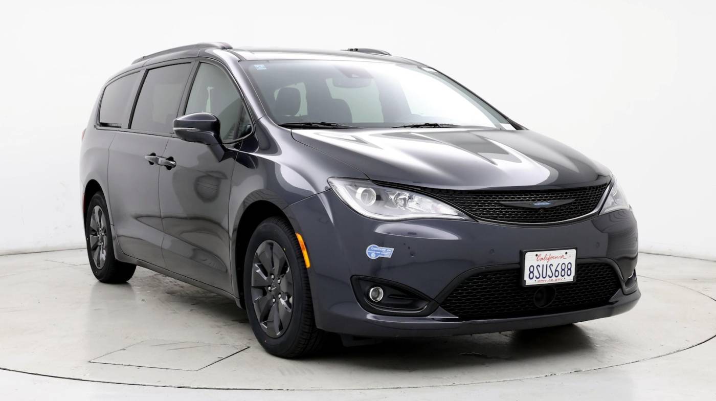 2020 Chrysler Pacifica Hybrid Limited — Minivan — 38,084 mi — San Jose, CA
