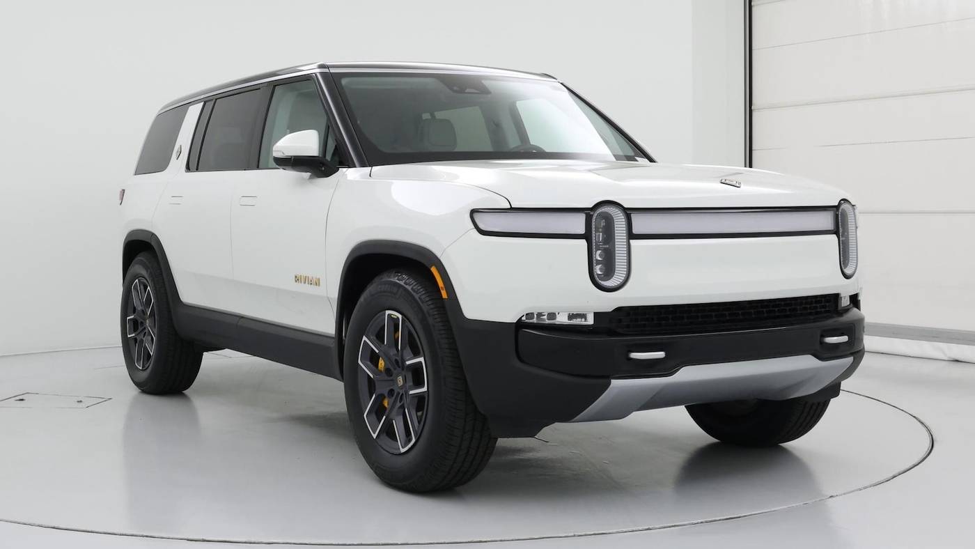2023 Rivian R1S