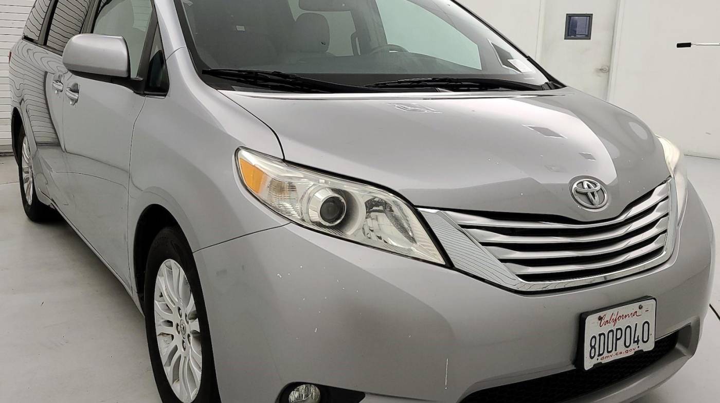 2015 Toyota Sienna XLE — Minivan — 61,764 mi — San Jose, CA