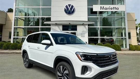 2024 Volkswagen Atlas SE with Technology — SUV — 18,884 mi — Marietta, GA