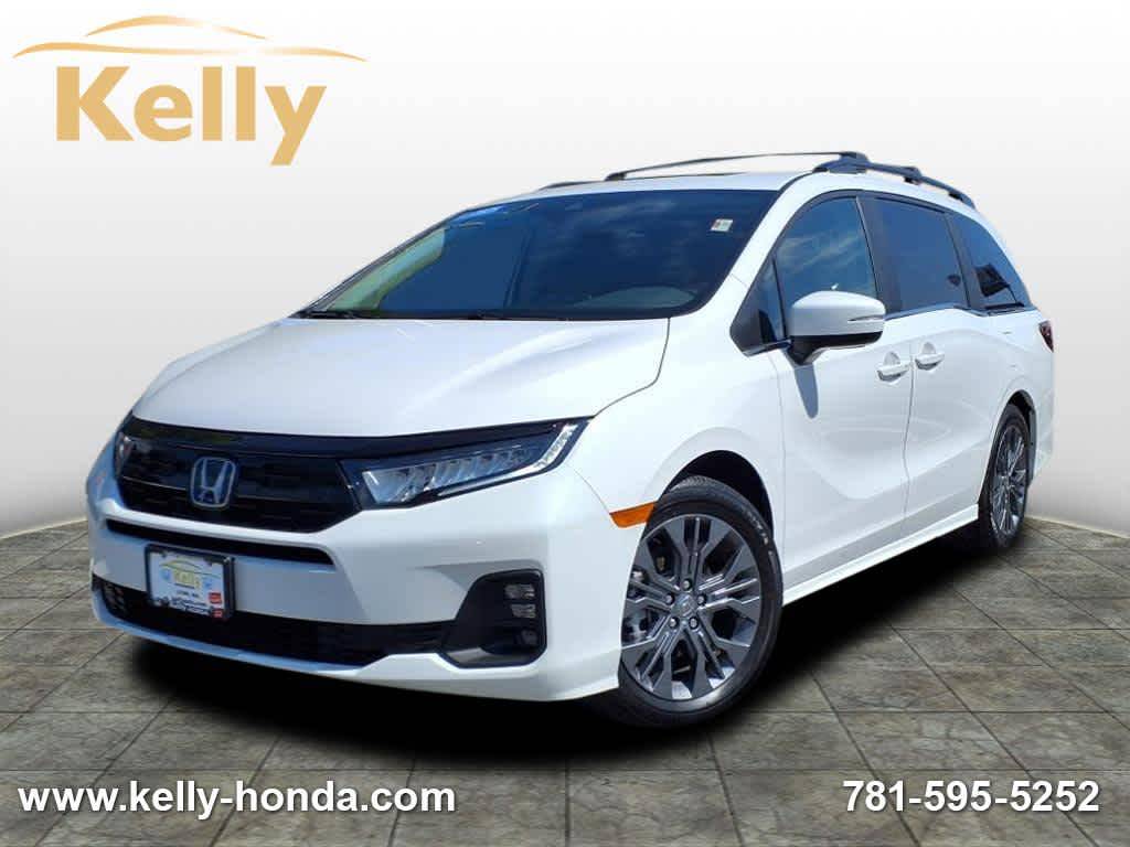 2025 Honda Odyssey Touring — Minivan — 1,894 mi — Lynn, MA