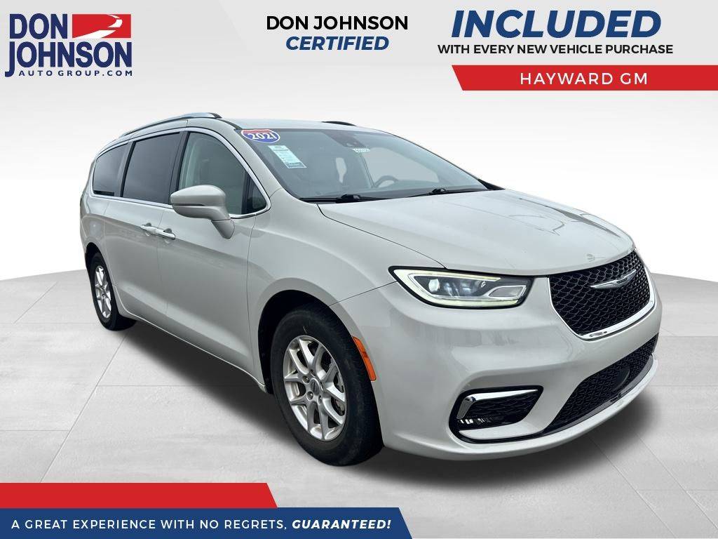 2021 Chrysler Pacifica Touring L — Minivan — 83,215 mi — Hayward, WI