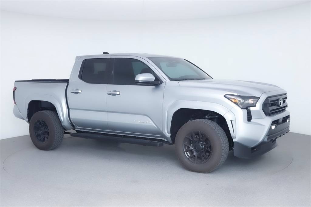 2025 Toyota Tacoma SR5 — Pickup Truck — 817 mi — San Marcos, TX