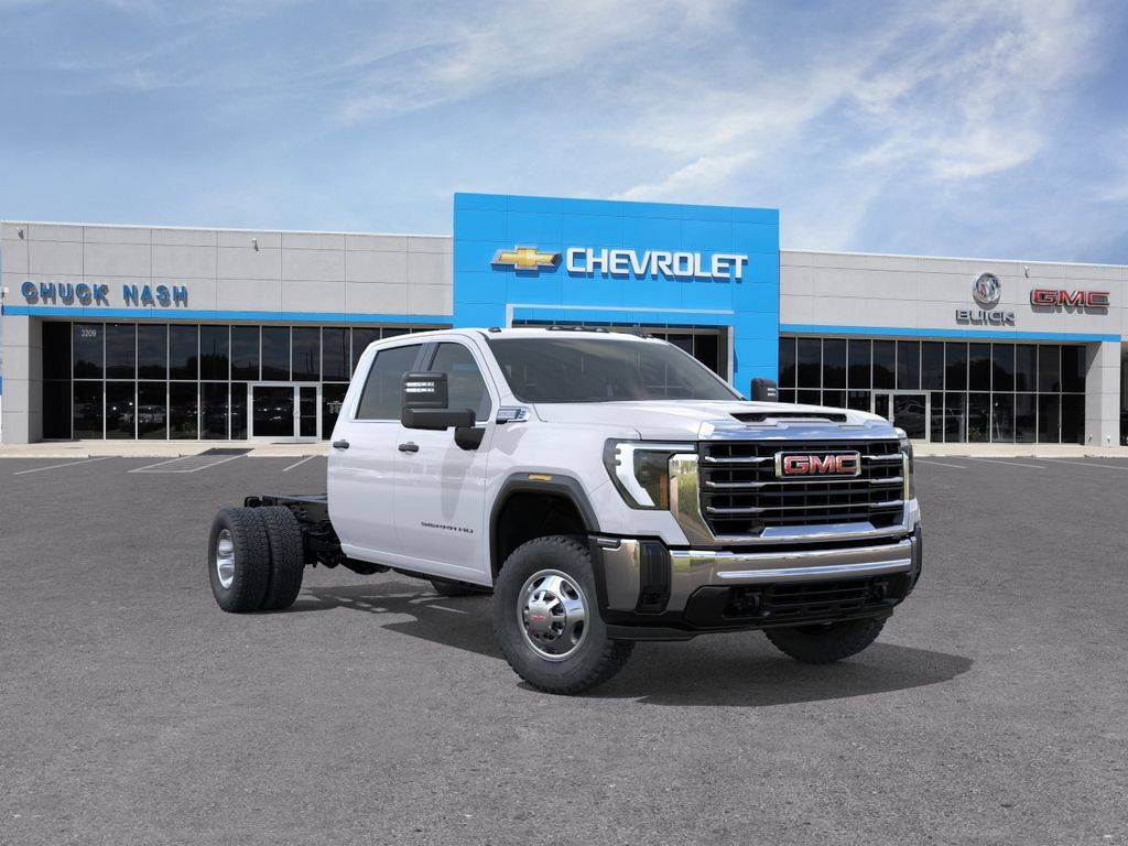 2026 GMC Sierra 3500HD CC Pro