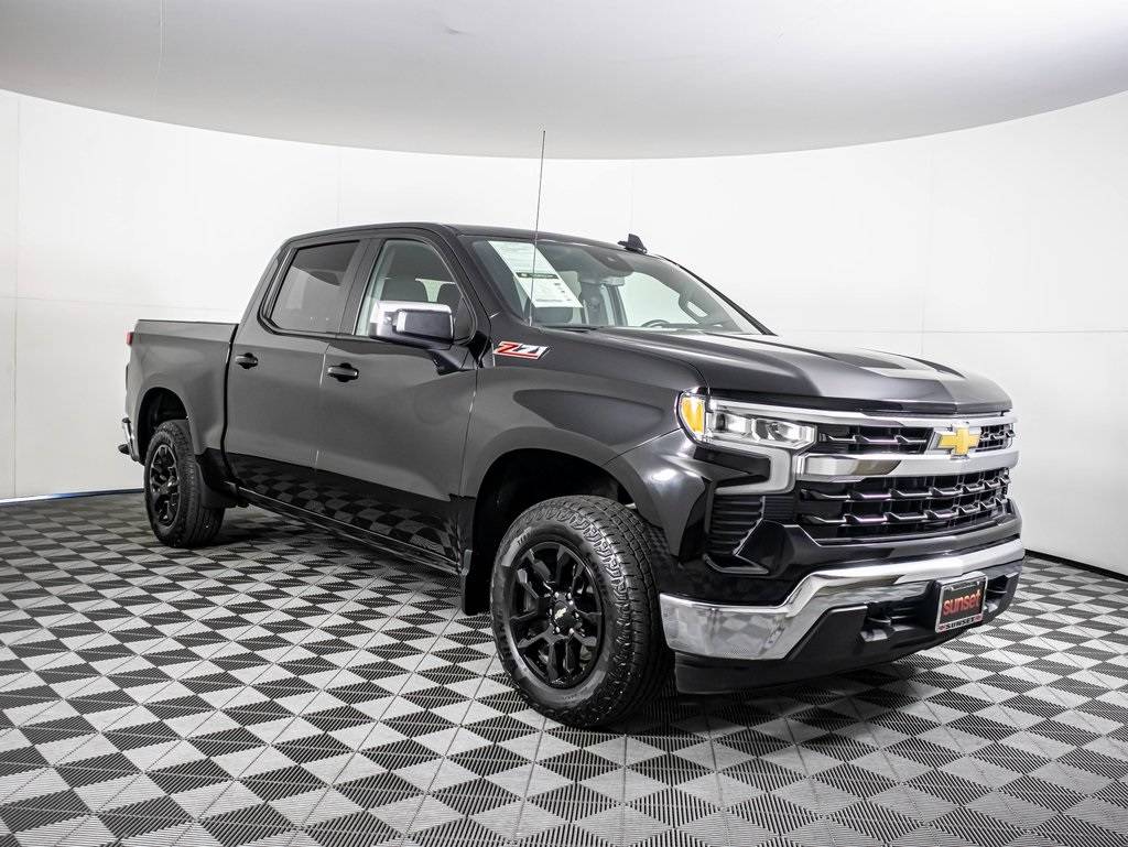2024 Chevrolet Silverado 1500 LT — Pickup Truck — 21,709 mi — Sumner, WA