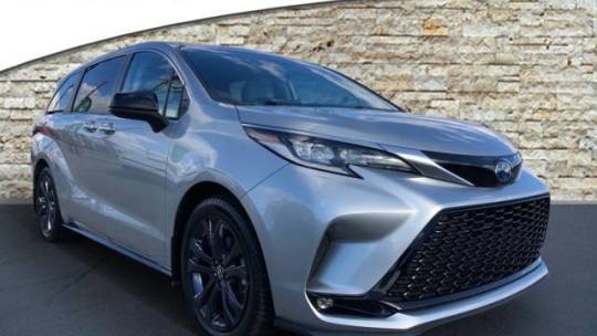 2022 Toyota Sienna XSE — Minivan — 89,372 mi — Chattanooga, TN