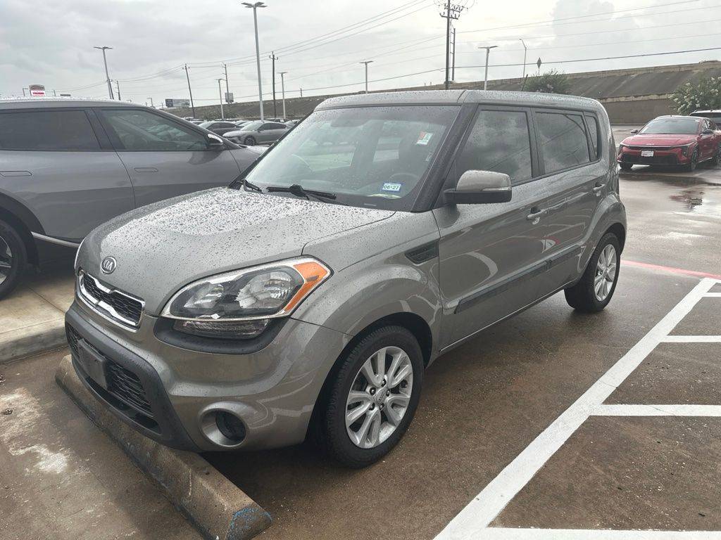 2012 Kia Soul +